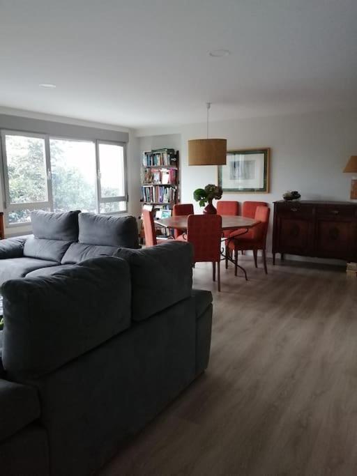 Ferienwohnung Piso Impecable 140M En El Centro De Vigo Exterior foto